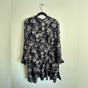 RW&CO floral long sleeve dress
